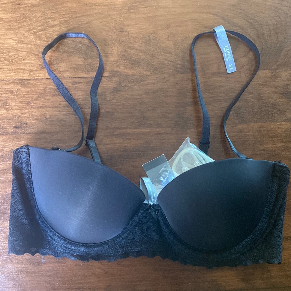 Aerie Black Lace Strapless Bra 32B
